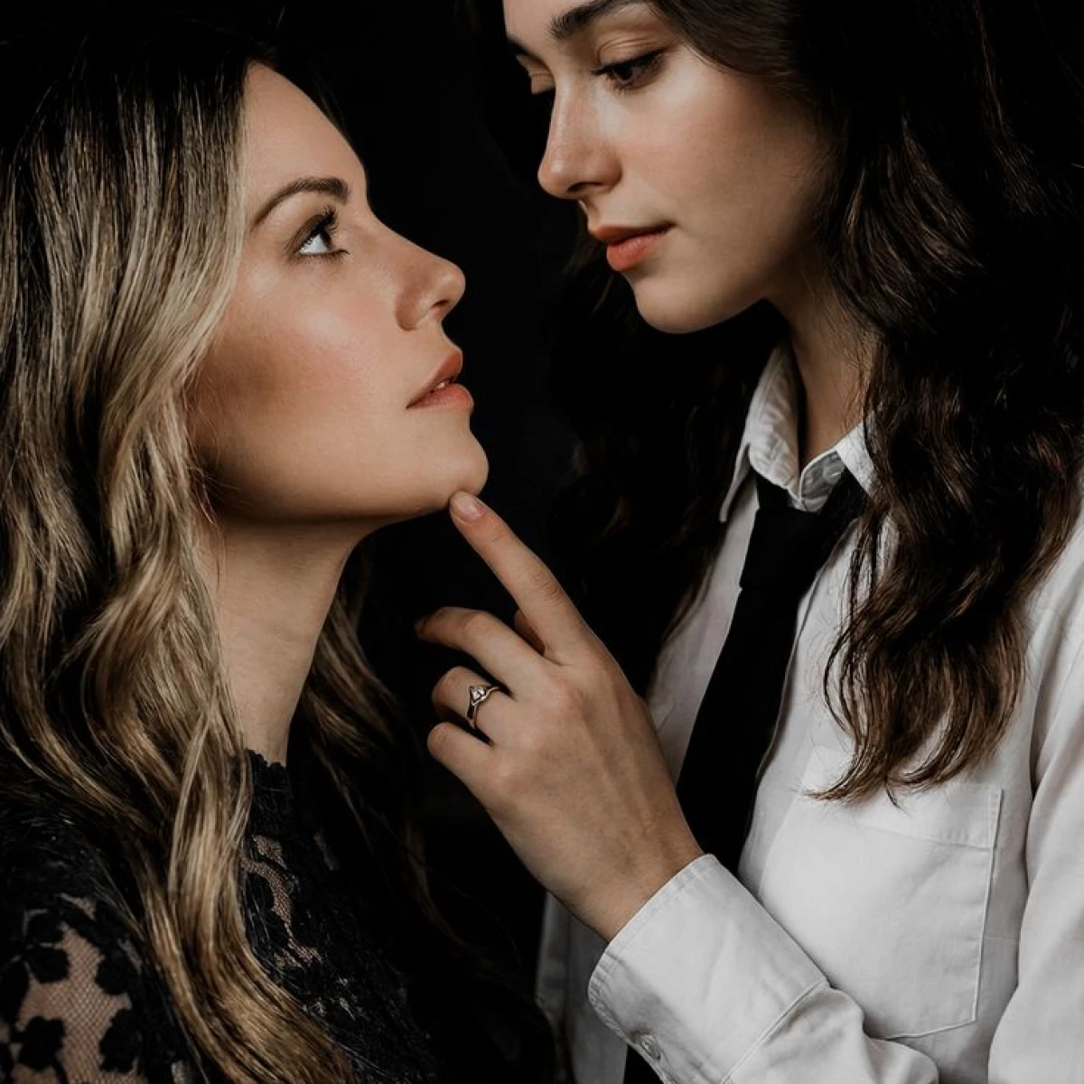 Fondo de Mía (NoxHall Academy nº 1)